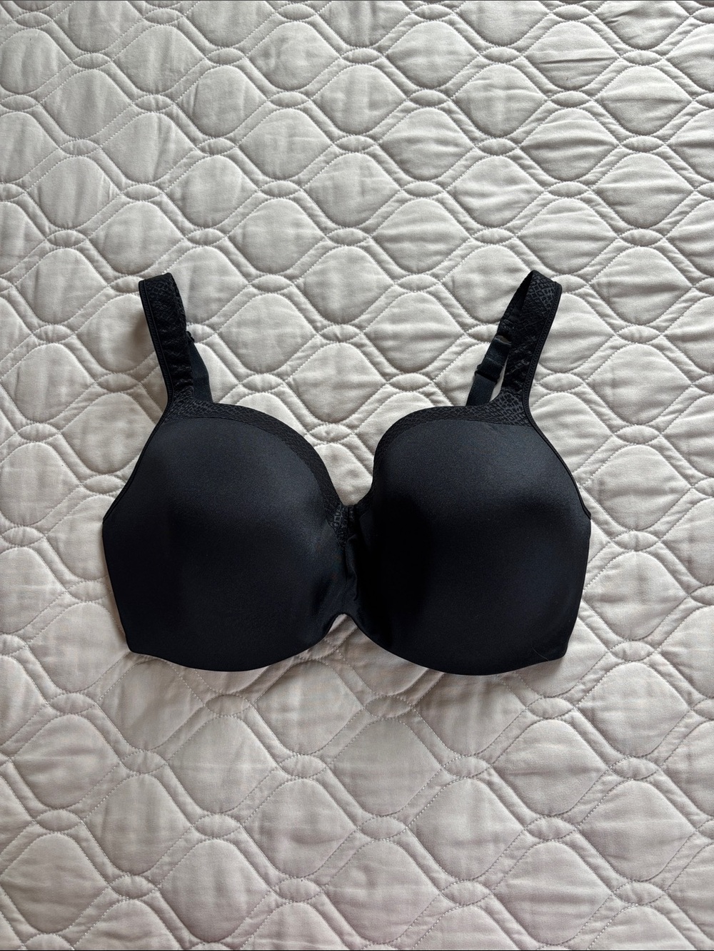 Black Seamless Molded Cup Bra